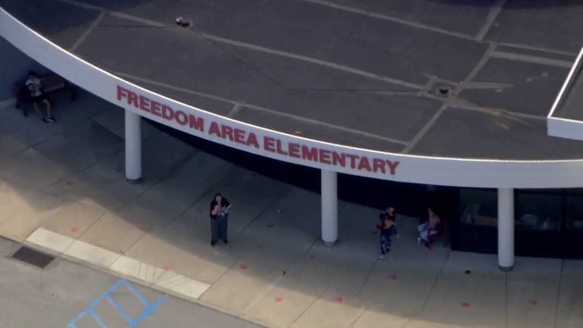 High school searched again after 3rd emailed bomb threat