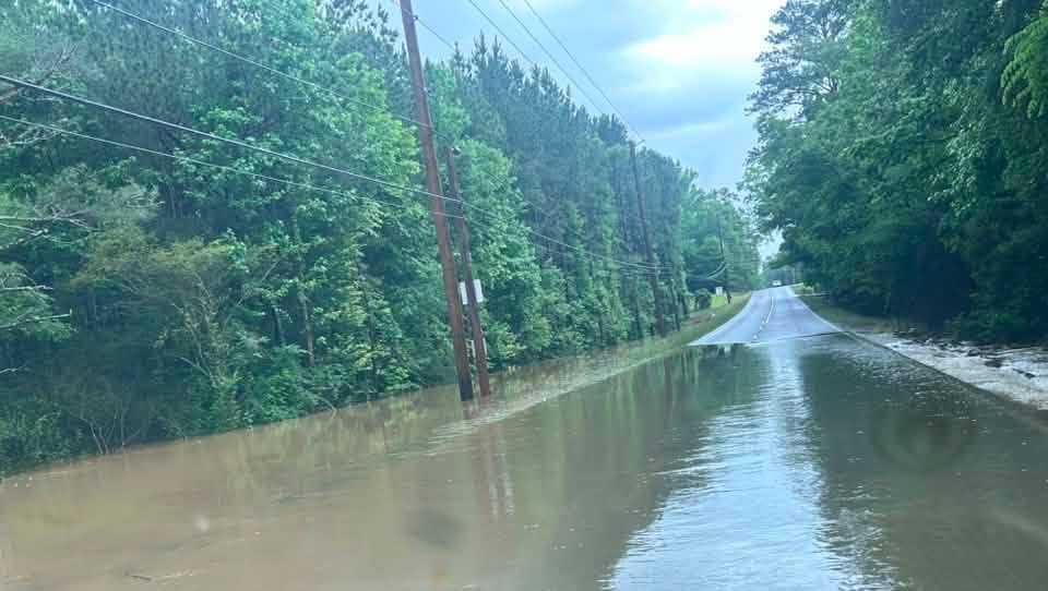 Videos show Alabama flooding, downed trees during Memorial Day weekend