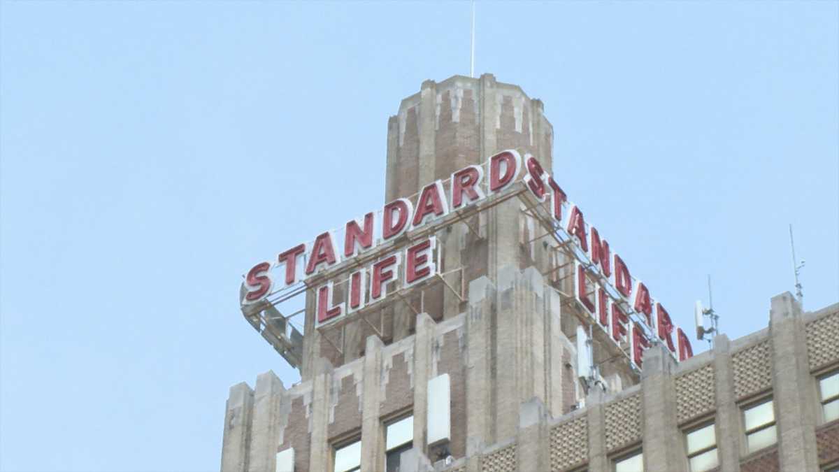 Standard Life residents endure two weeks without air conditioning