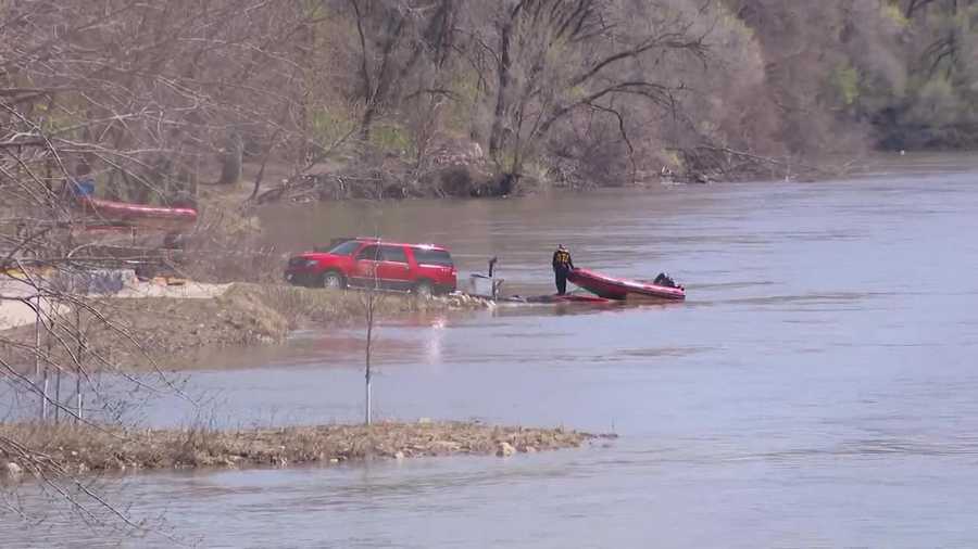 Des Moines police: Body found in Des Moines River