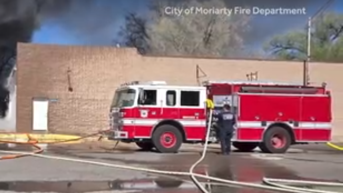 Major fire destroys commercial building in Estancia