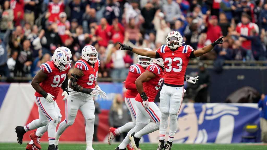 Maye and Patriots blow out the Raiders 45-17 for second straight home win