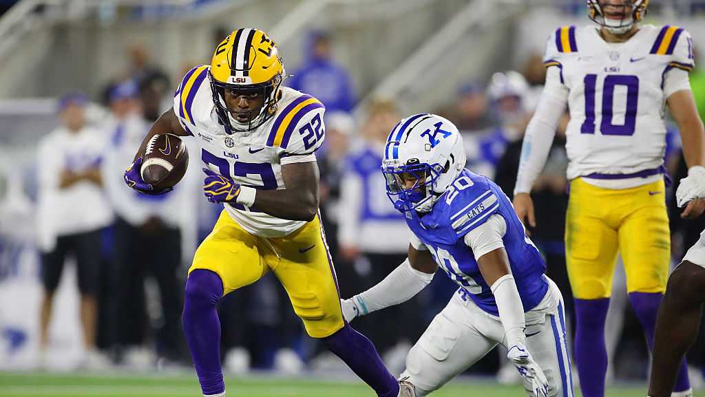 LSU drops to No. 22 in Ap Top 25 after loss to Kentucky - WDSU