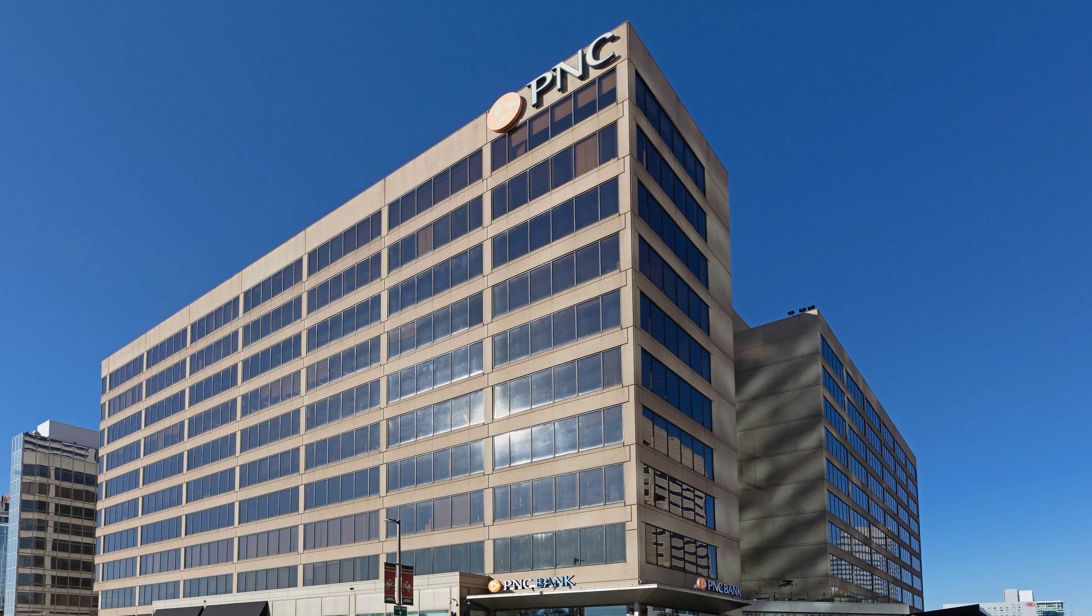 Baltimore Inner Harbor tower keeps PNC as anchor tenant