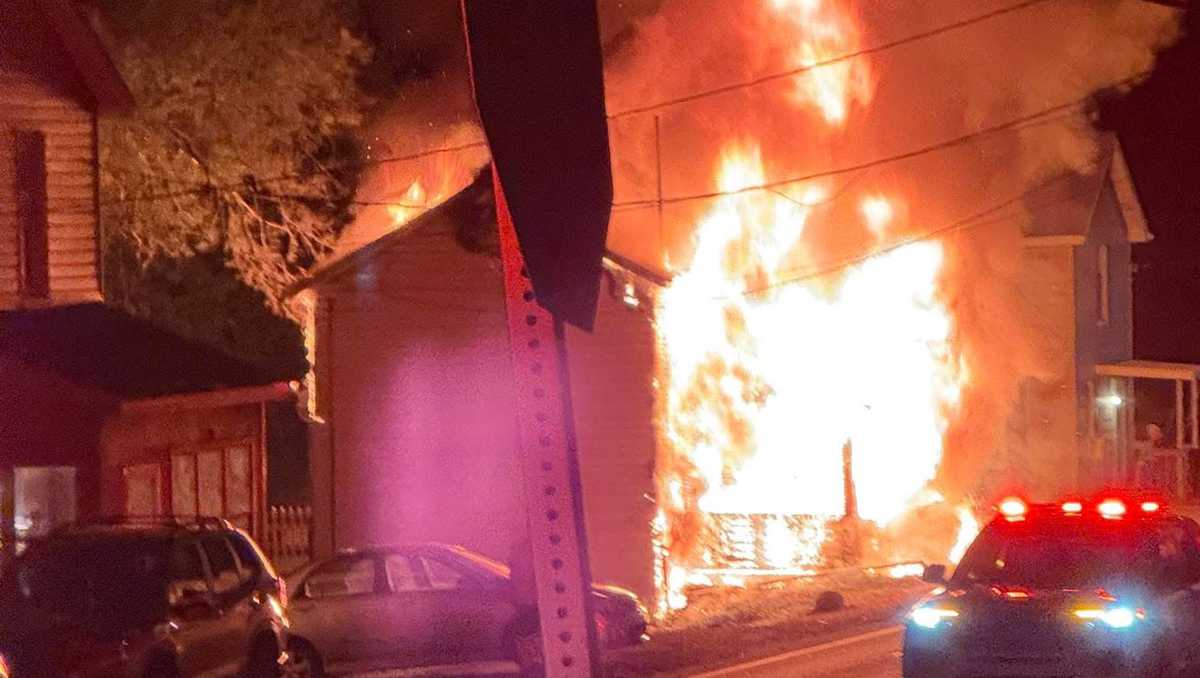 Massive flames engulf Westmoreland County home - WTAE