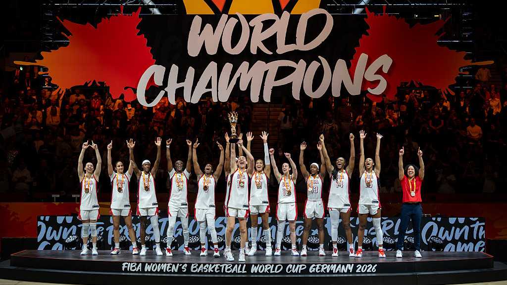 US women capture 5th straight World Cup basketball title - WESH
