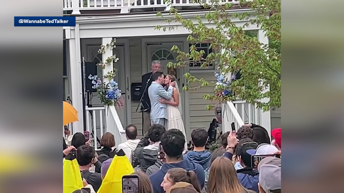 Married at Porchfest: Somerville couple shares how music event became a lovefest