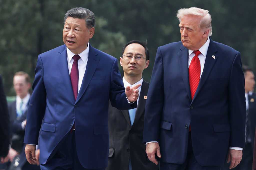 wmtw.com - Christopher Salas - President Trump focuses on AI race with China as experts warn of internet takeover