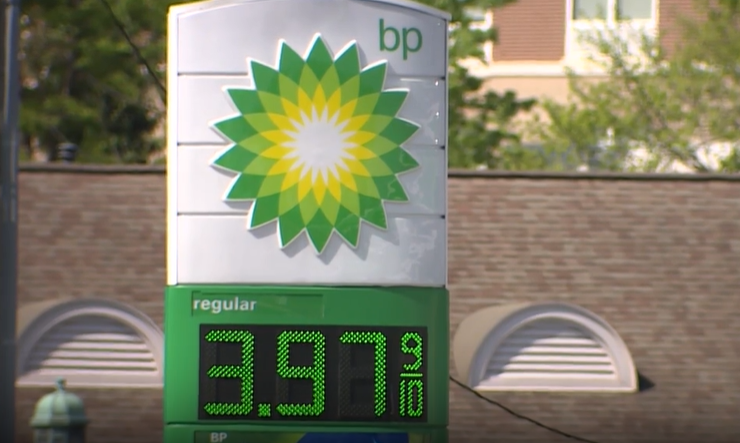 wlwt.com - Todd Dykes - Greater Cincinnati drivers hope for lower gas prices as Strait of Hormuz reopens