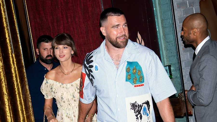 Taylor Swift and Travis Kelce gallery