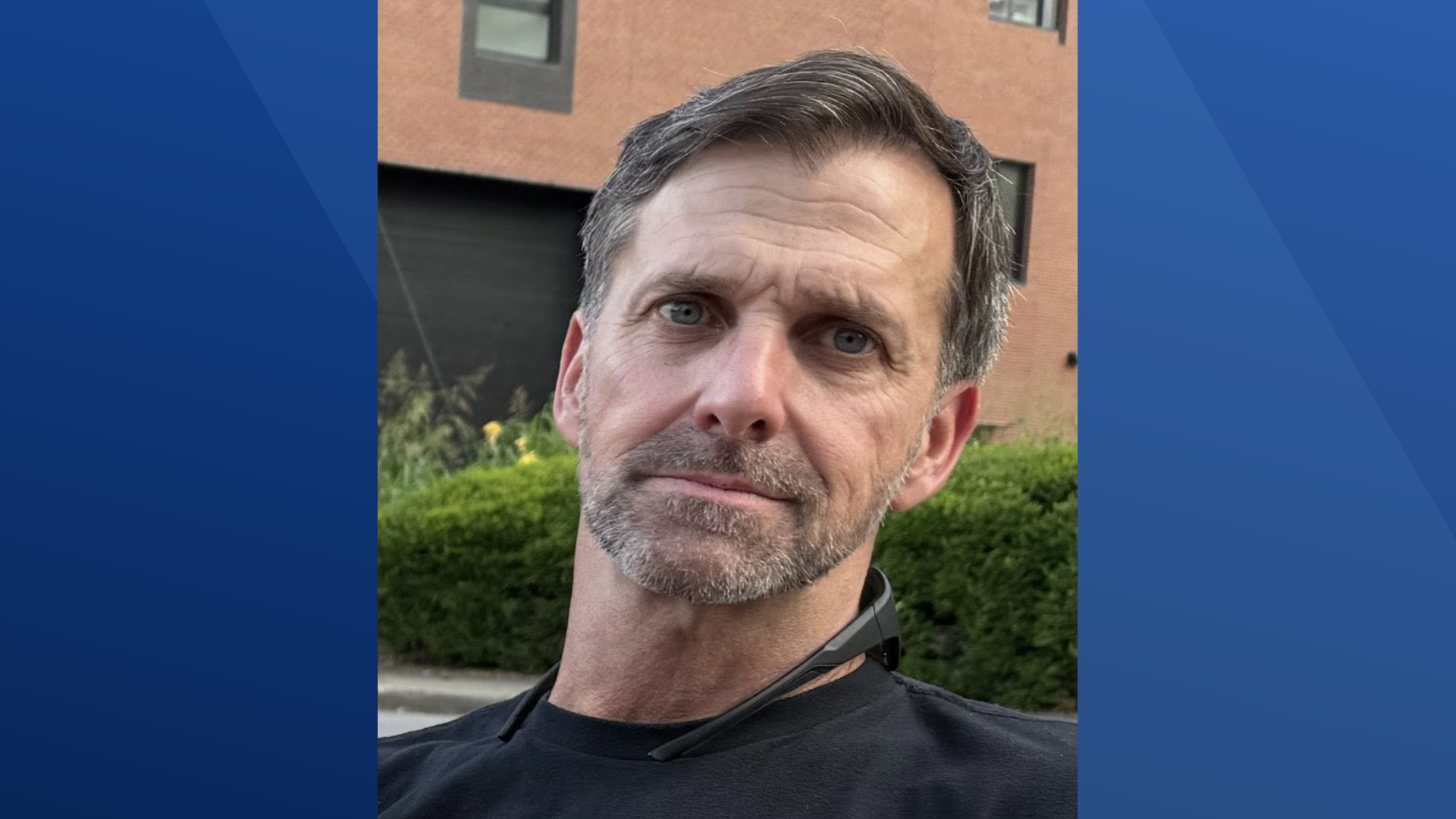 Manhunt underway for special forces veteran accused of shooting his wife in Tennessee
