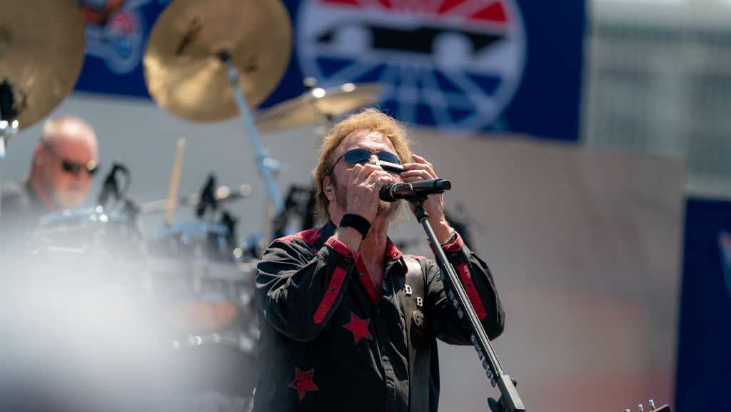 Outdoor concert moves to Pinnacle Bank Arena due to forecasted inclement weather