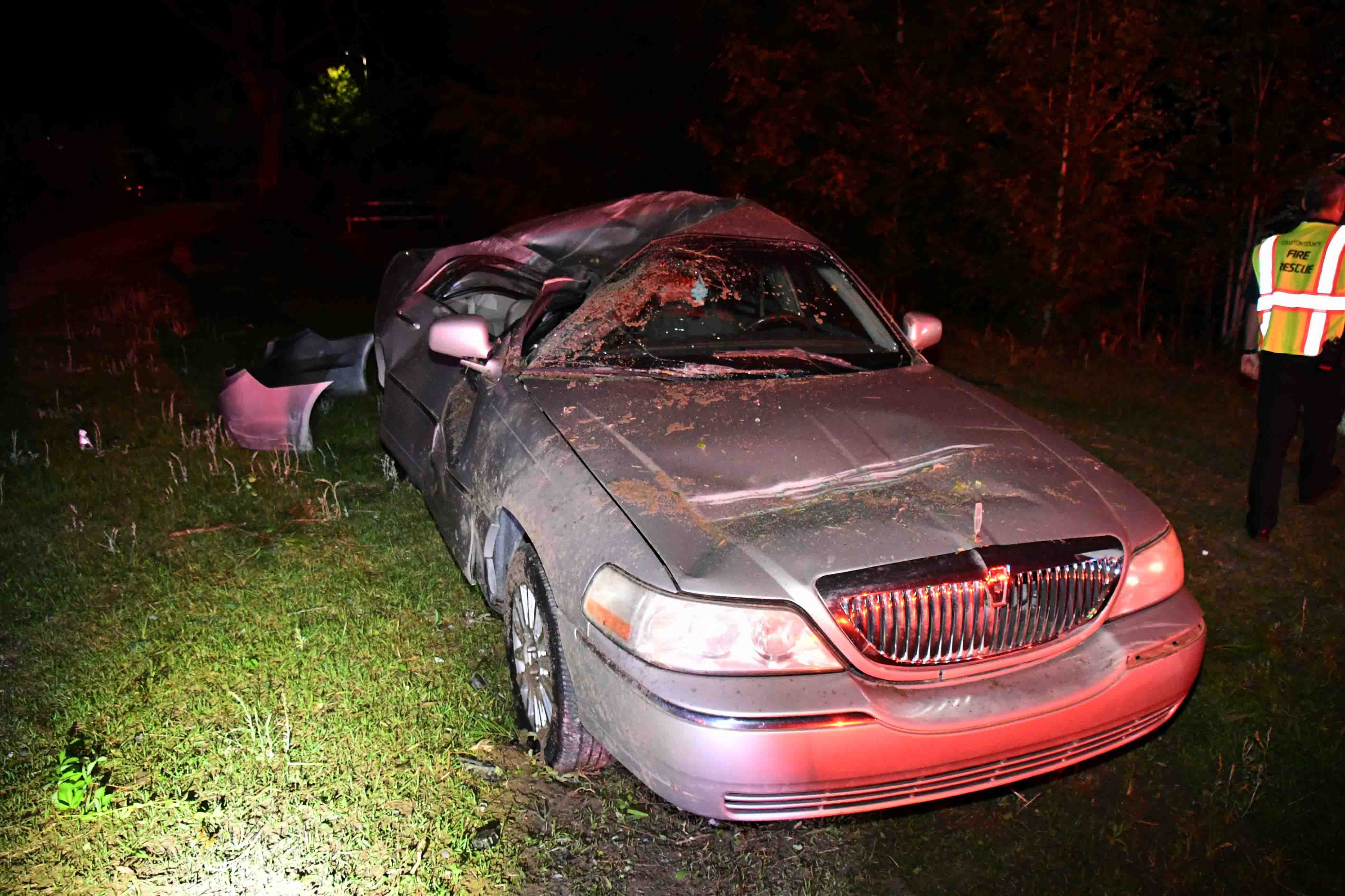 Car ends up in pond after South Carolina crash, 3 kids injured - WYFF
