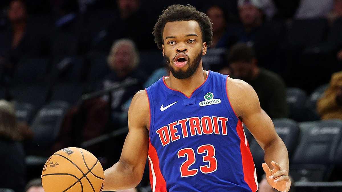 Nashua's Ebuka Okorie scores first career points in NBA debut