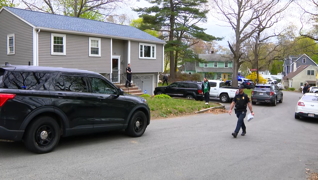 Man says mother had gun held to her head during Saugus home invasion