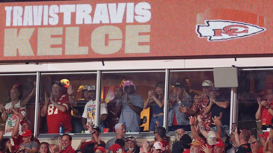 Taylor Swift and Travis Kelce gallery