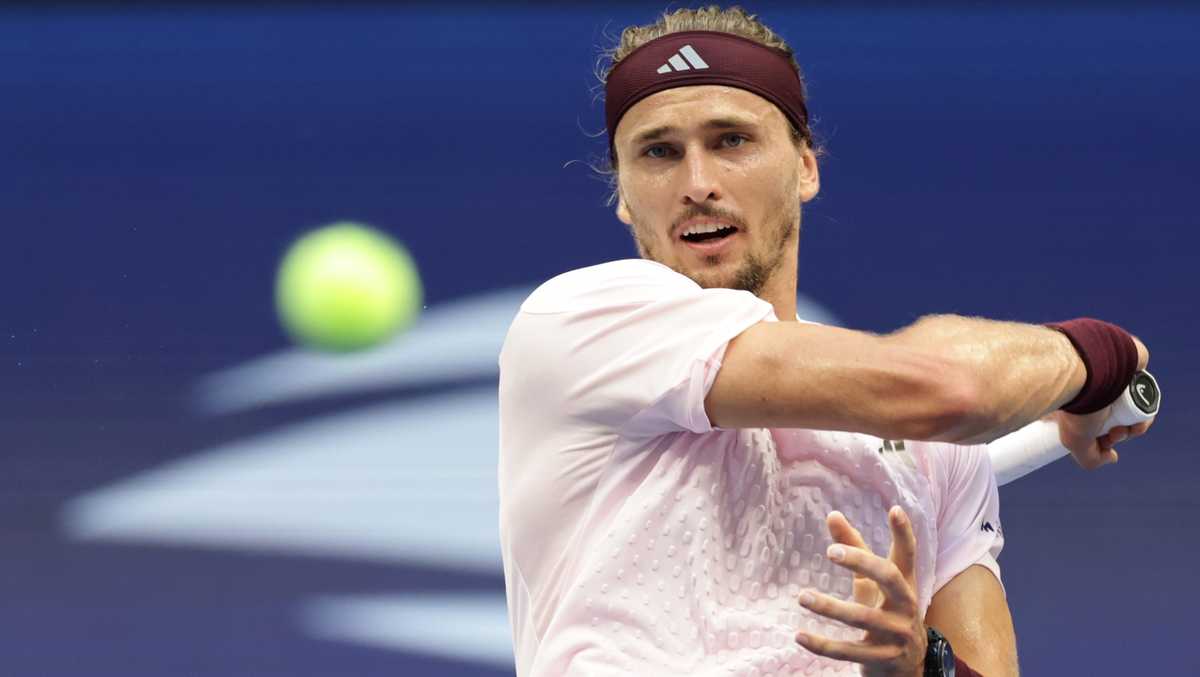 Alexander Zverev beats Ben Shelton to win the US Open title and extend a drought by American men