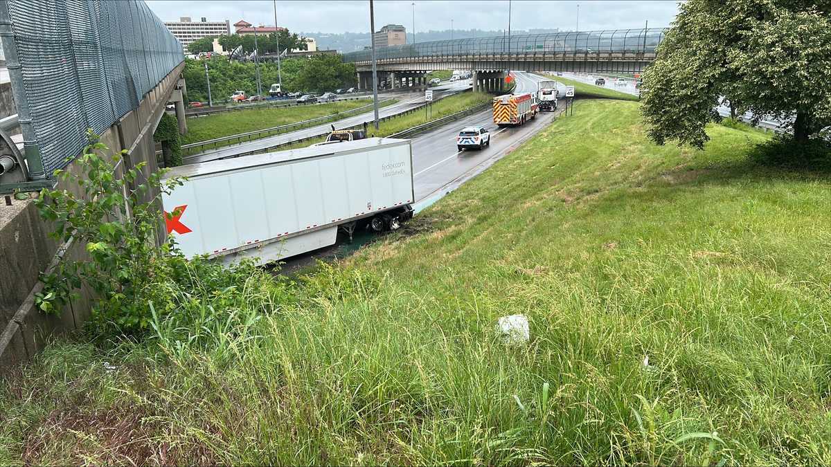 I-75 NB reopens near Brent Spence Bridge after crash with fuel spill - WLWT