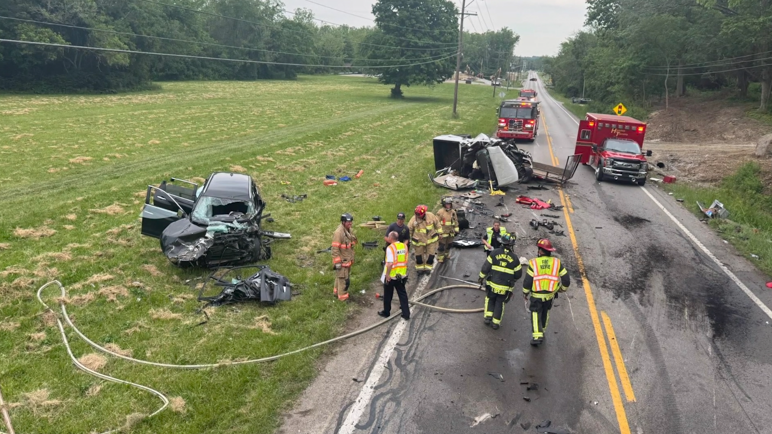 Police: Driver of SUV dies following crash that sent 4 to hospital in Warren County