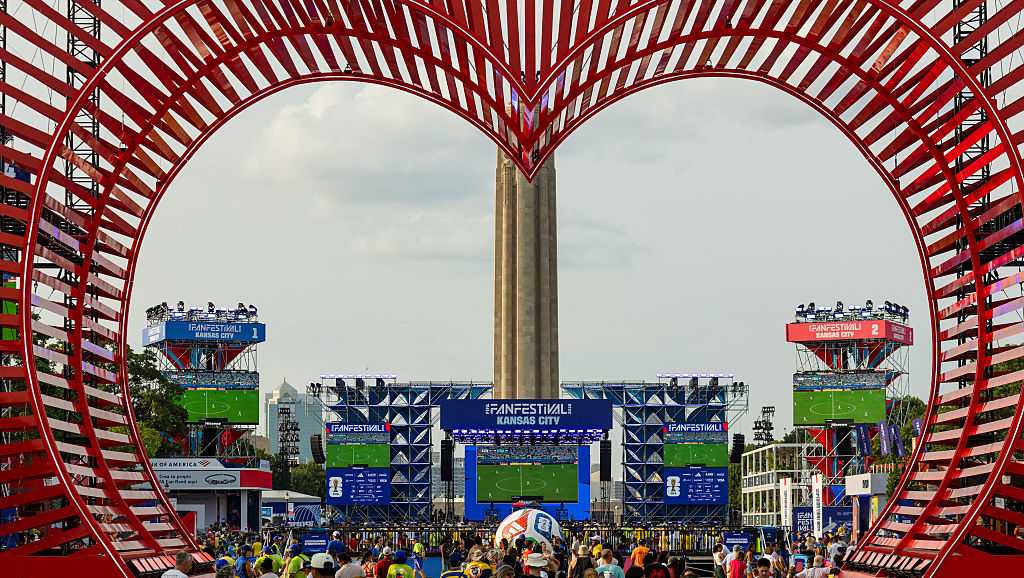 Kansas City hopes to keep giant World Cup Fan Fest heart permanently