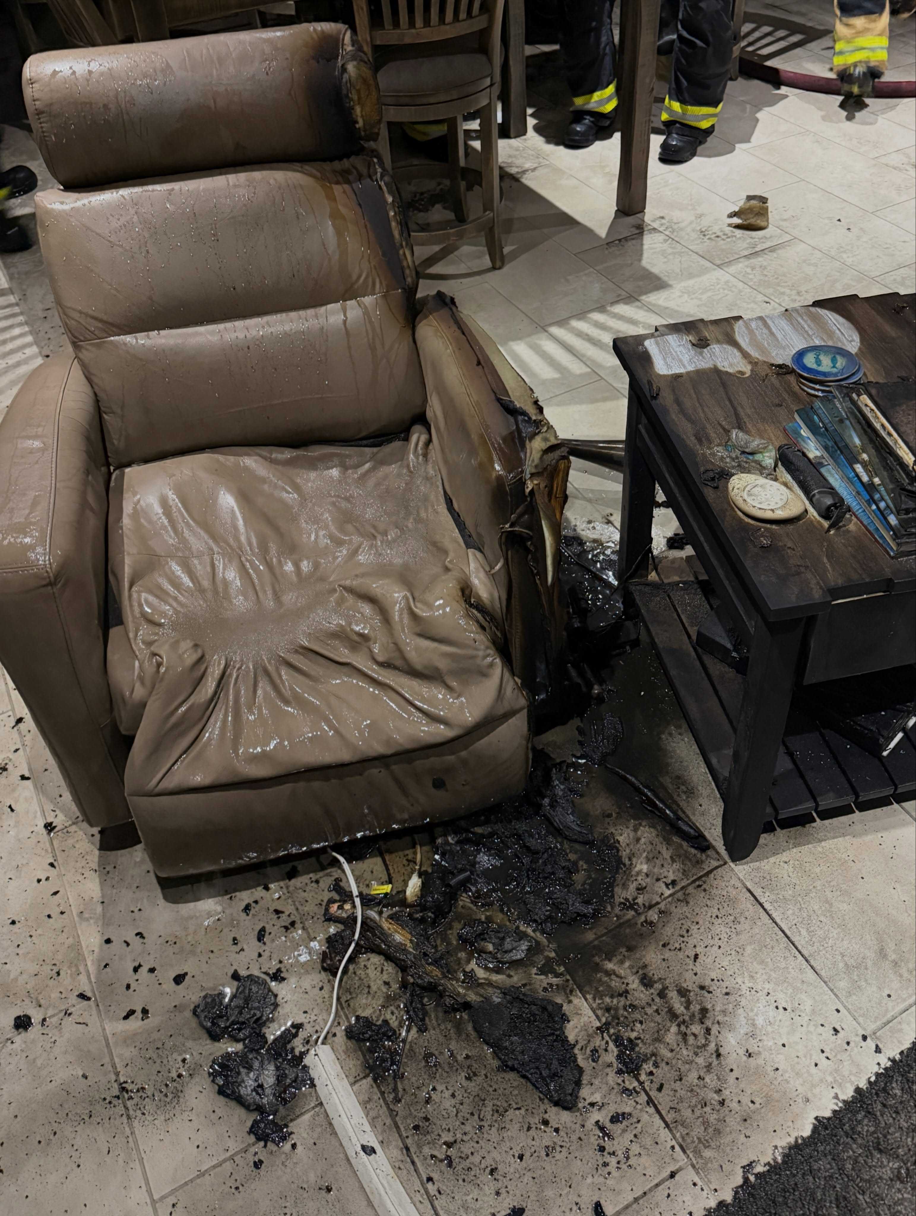 Overheated lithium-ion battery sparks condo fire in New Smyrna Beach - WESH