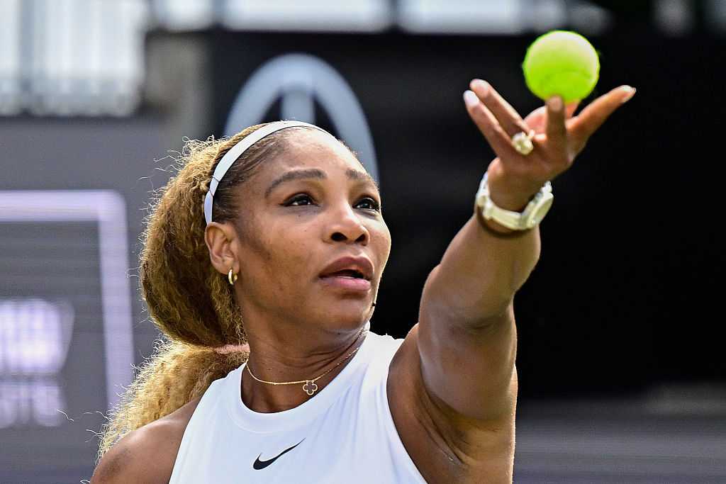 Serena Williams to play singles at Wimbledon
