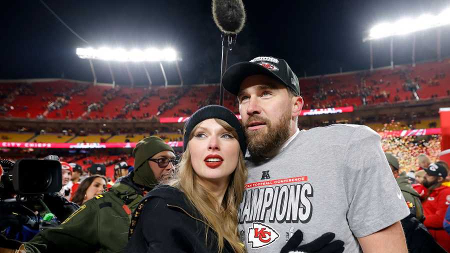 Taylor Swift and Travis Kelce gallery