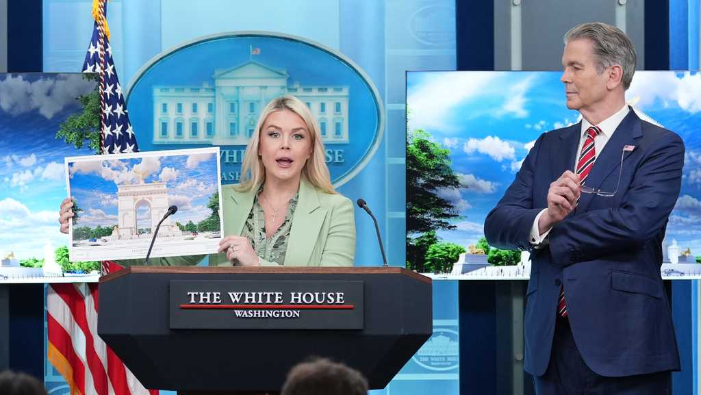 Administration plans construction for Trump's triumphal arch