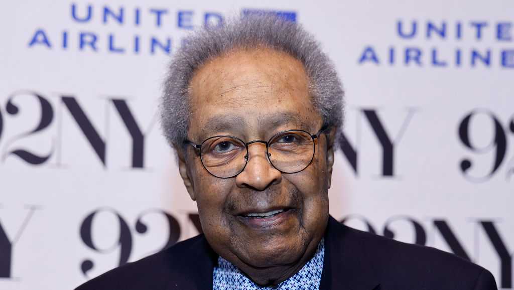 Clarence B. Jones, who helped Martin Luther King Jr. write the 'I Have A Dream' speech, dies at 95