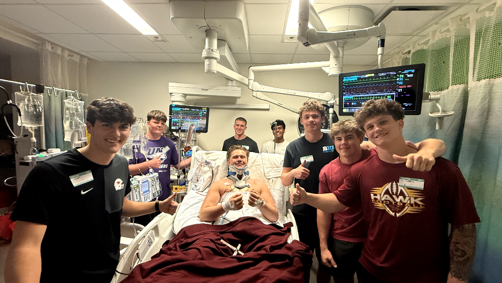Ankeny wrestler recovering from severe neck injury