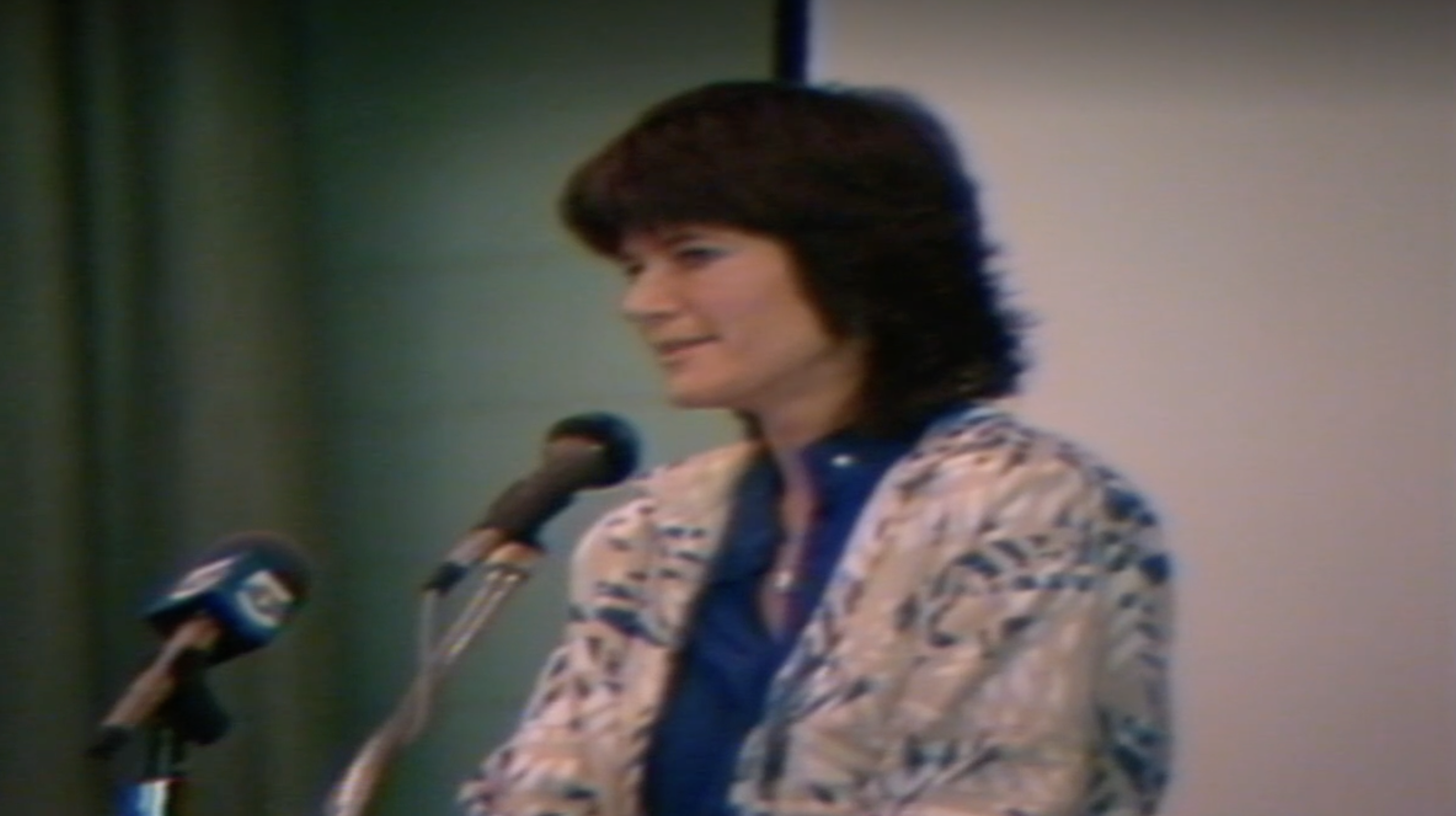 This day in history, Sally Ride becomes first American woman to go to space