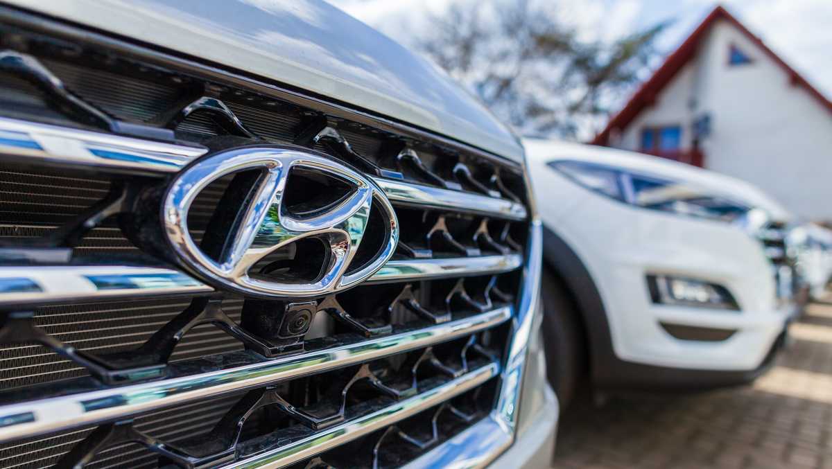 Hyundai recalls nearly 300K vehicles for seatbelt issue