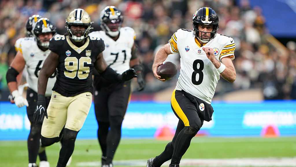 Rodgers throws TD pass in Paris as Steelers beat Saints 16-10 in NFL’s regular-season France debut