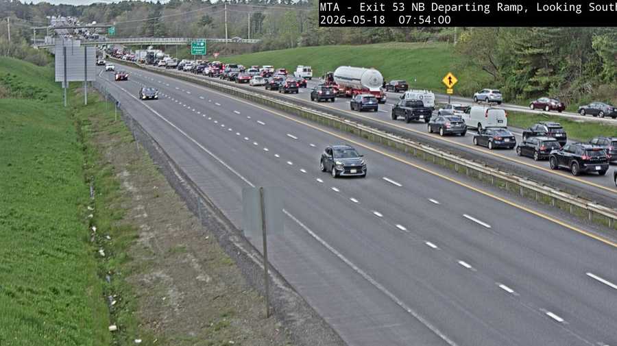 Crash in Falmouth backs up I-95 traffic for miles