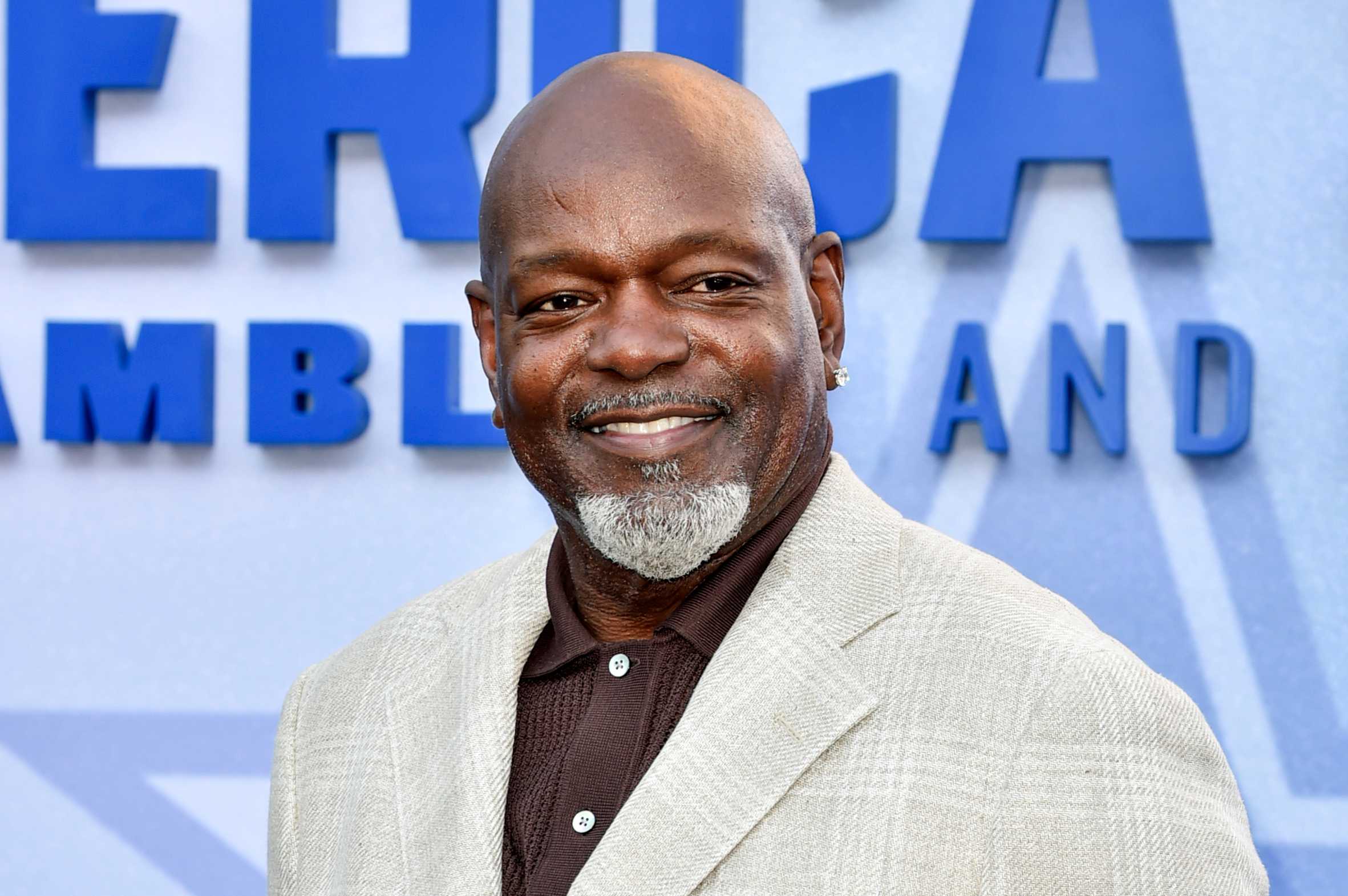 wbaltv.com - Emmitt Smith sued by investor over wind farm project