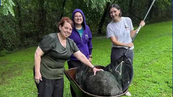 Escaped emu safely captured by wildlife center volunteers in Lancaster County