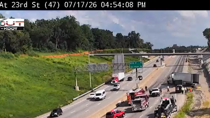Semi-truck leaking cooking oil closes eastbound I-70 in Kansas City