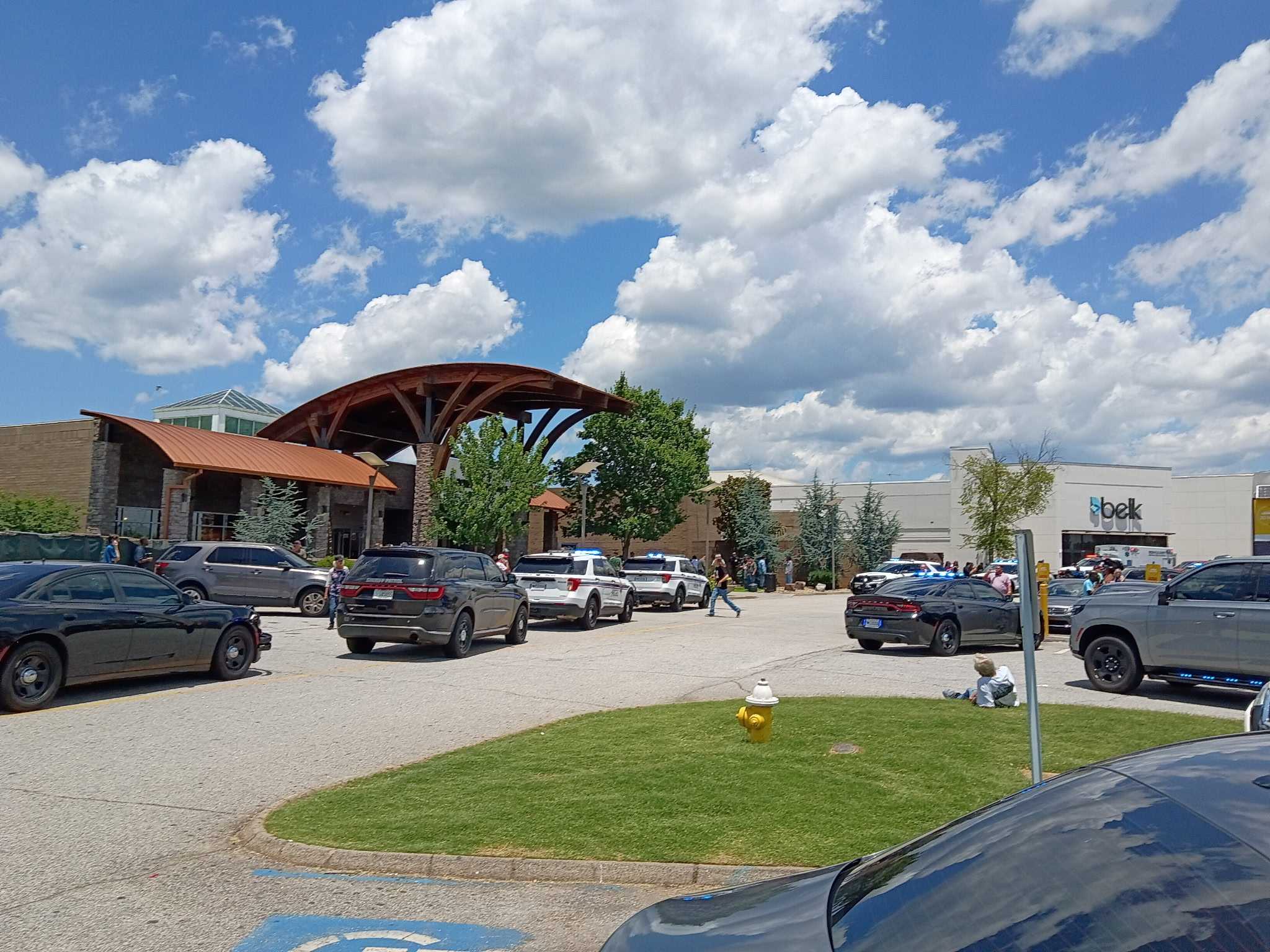 Police: Teen brothers charged following shooting at Haywood Mall