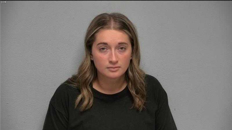 Kentucky teacher charged with grooming minor weeks after new law goes into effect