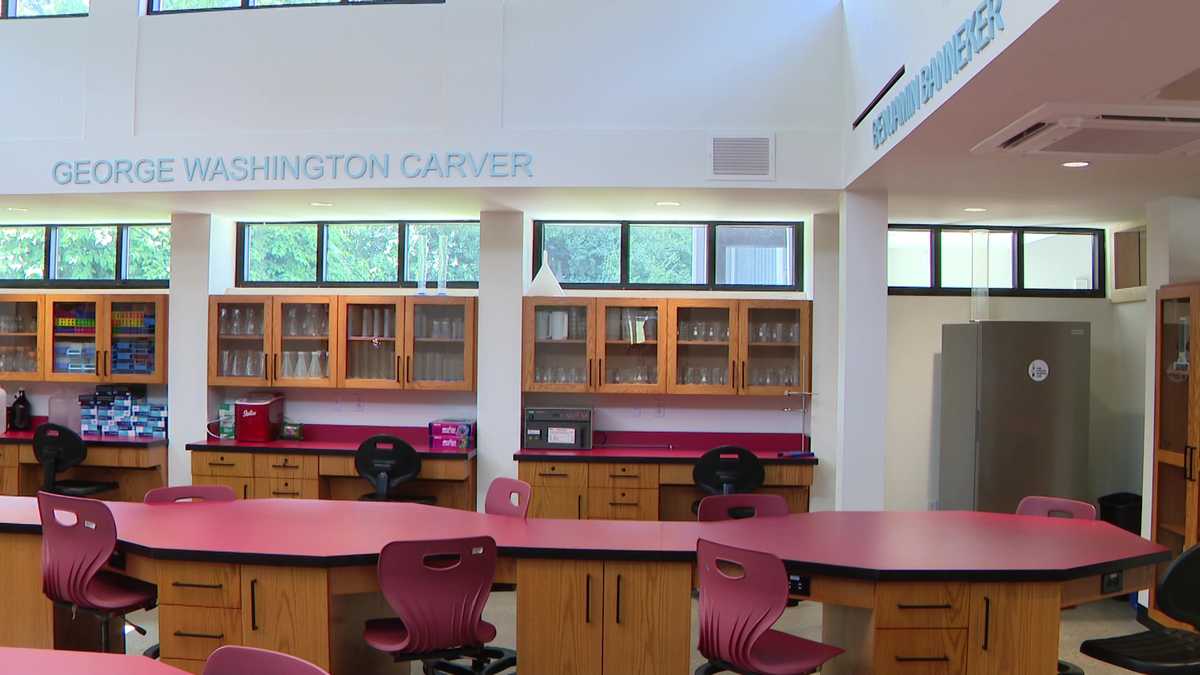 MLK Center for Scientific Excellence celebrates grand opening in Pittsburgh