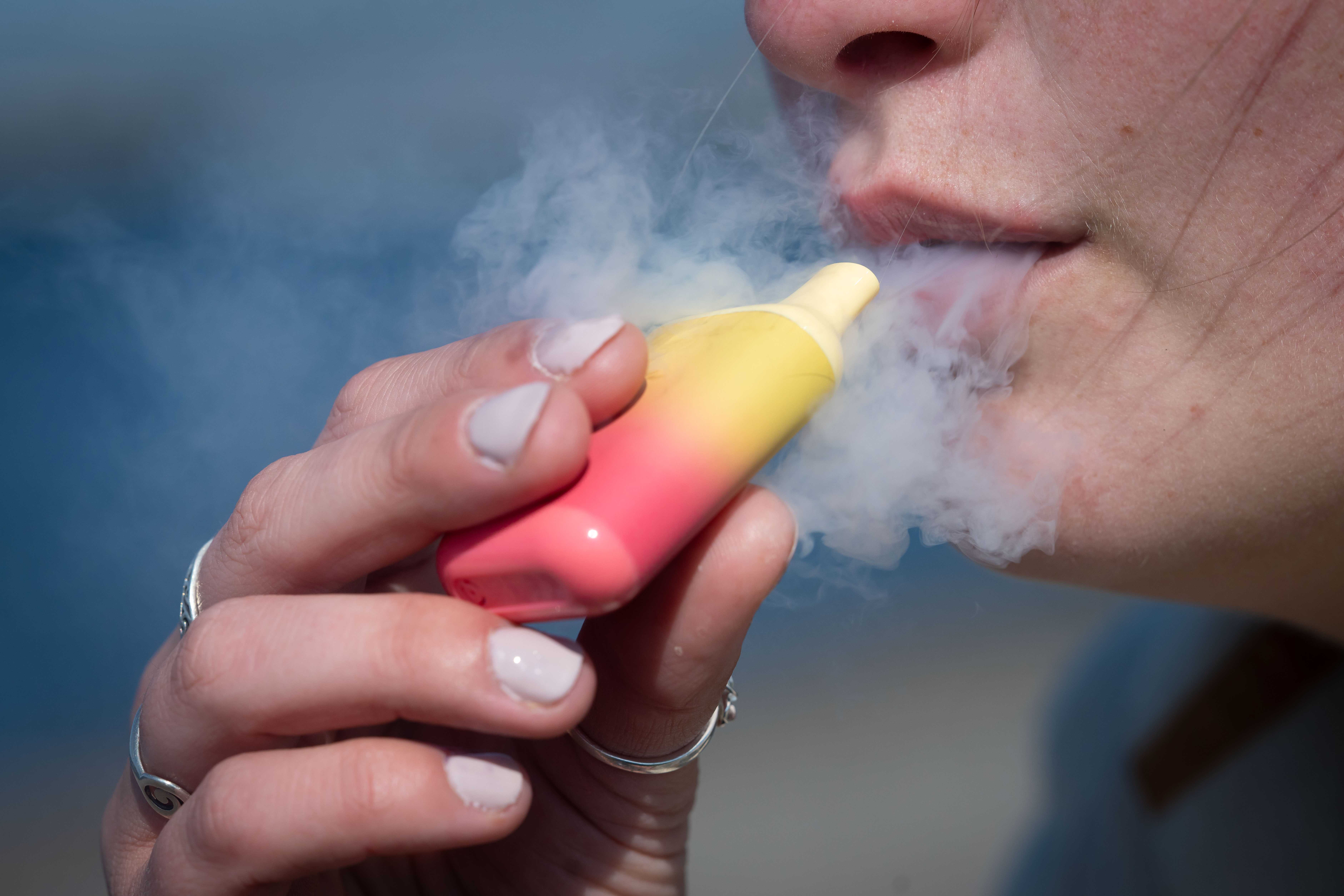 FDA staff blindsided by move allowing more nicotine products - WJCL