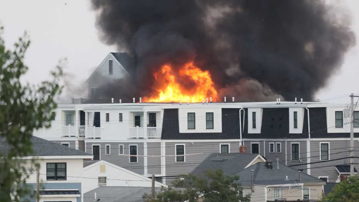 NH fire crews respond to 5-alarm fire in Salisbury, Mass.