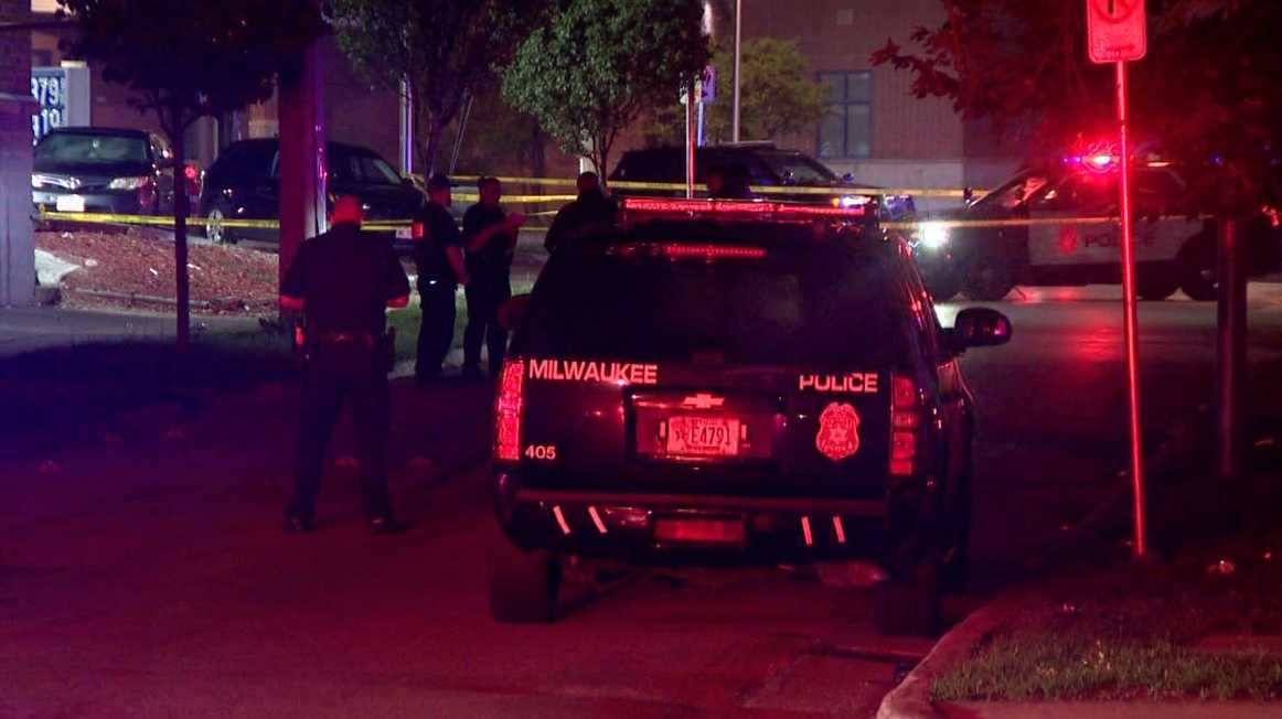Milwaukee police investigate shooting in Uptown neighborhood