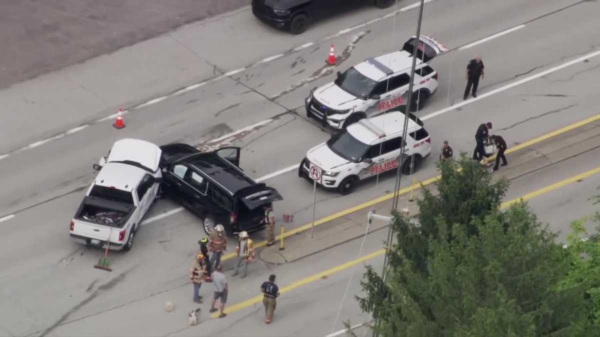 Multi-vehicle crash near Idlewild amusement park closes part of Route 30