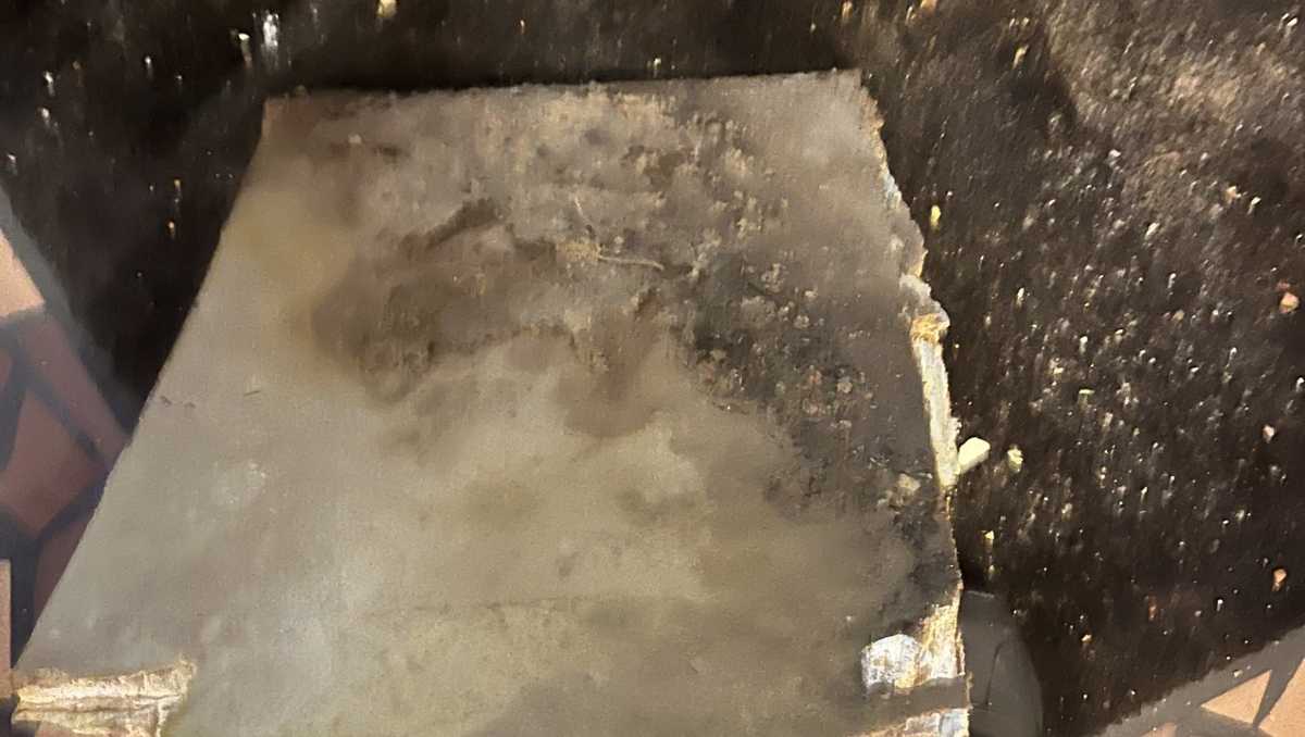 Part of French Market oyster bar ceiling caves in after heavy storms