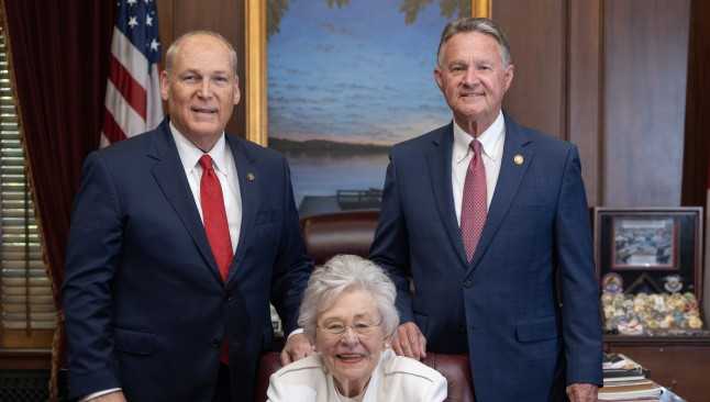 Ivey signs sweeping military benefits package into law expanding education, jobs, tax relief