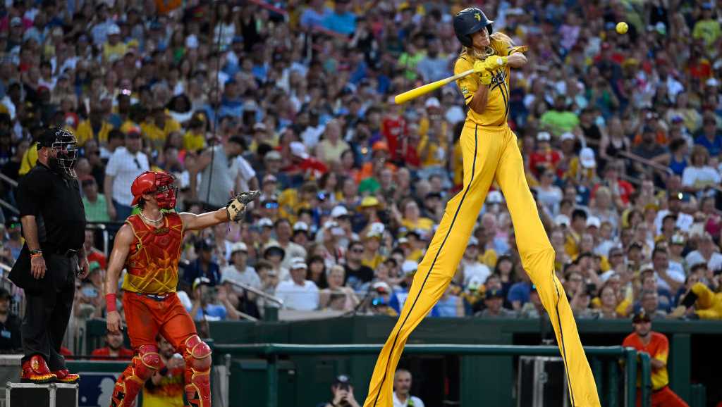 Banana Ball’s 2027 tour brings two games to Iowa’s ballparks