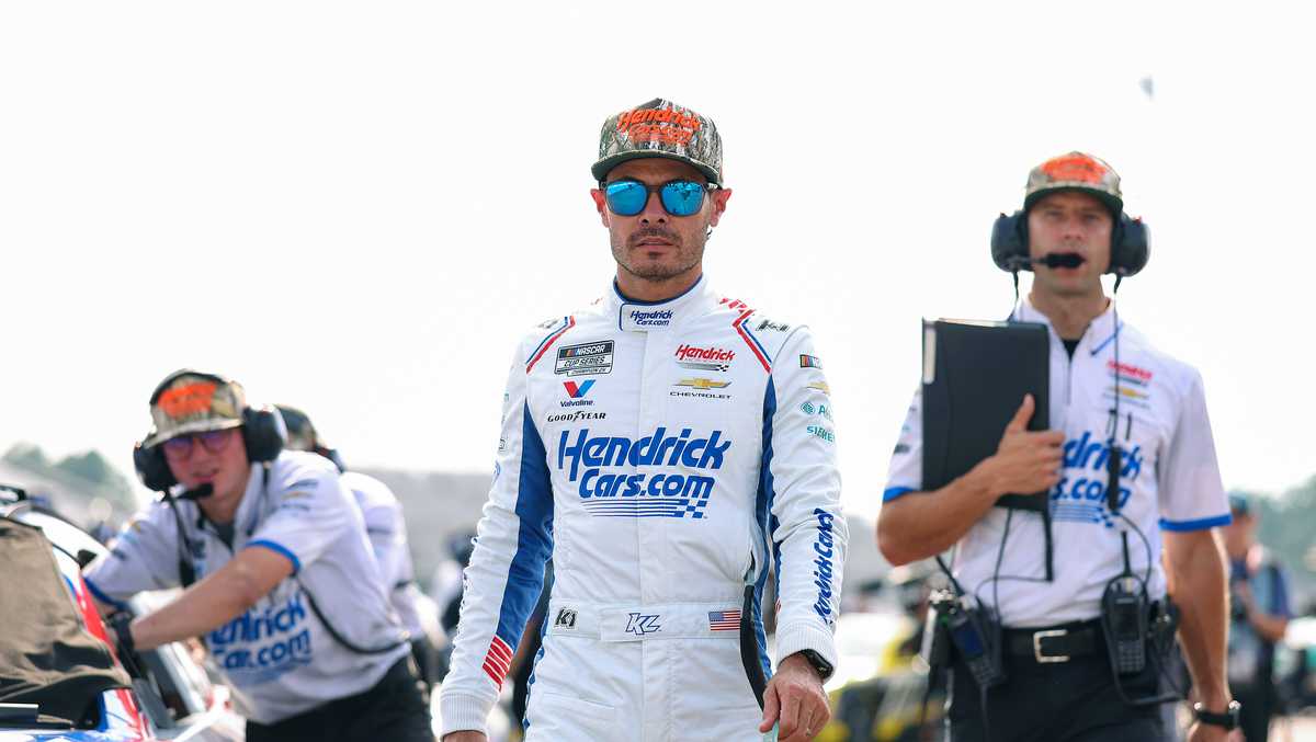 Kyle Larson Wins Knoxville Nationals After Racing at Richmond