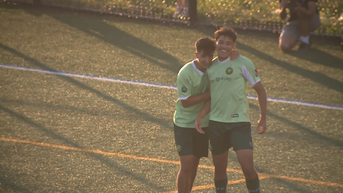 Jeremy Francou scores five goals, VFGC men repeat as division champions