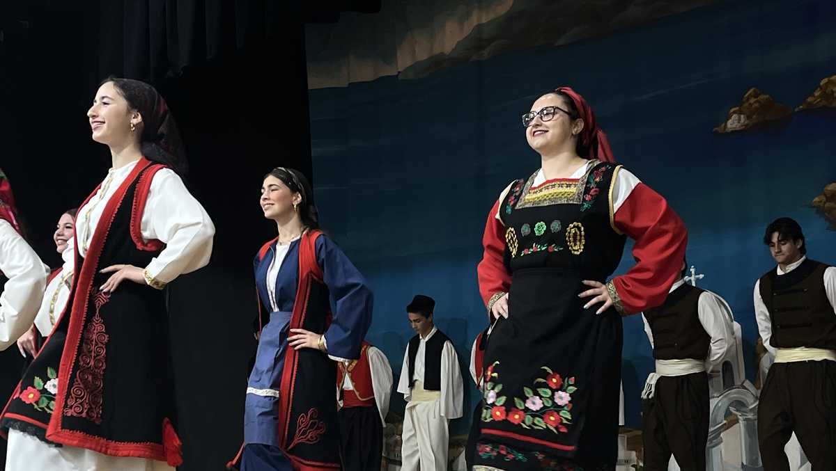 Rain delays opening day of Greek Festival